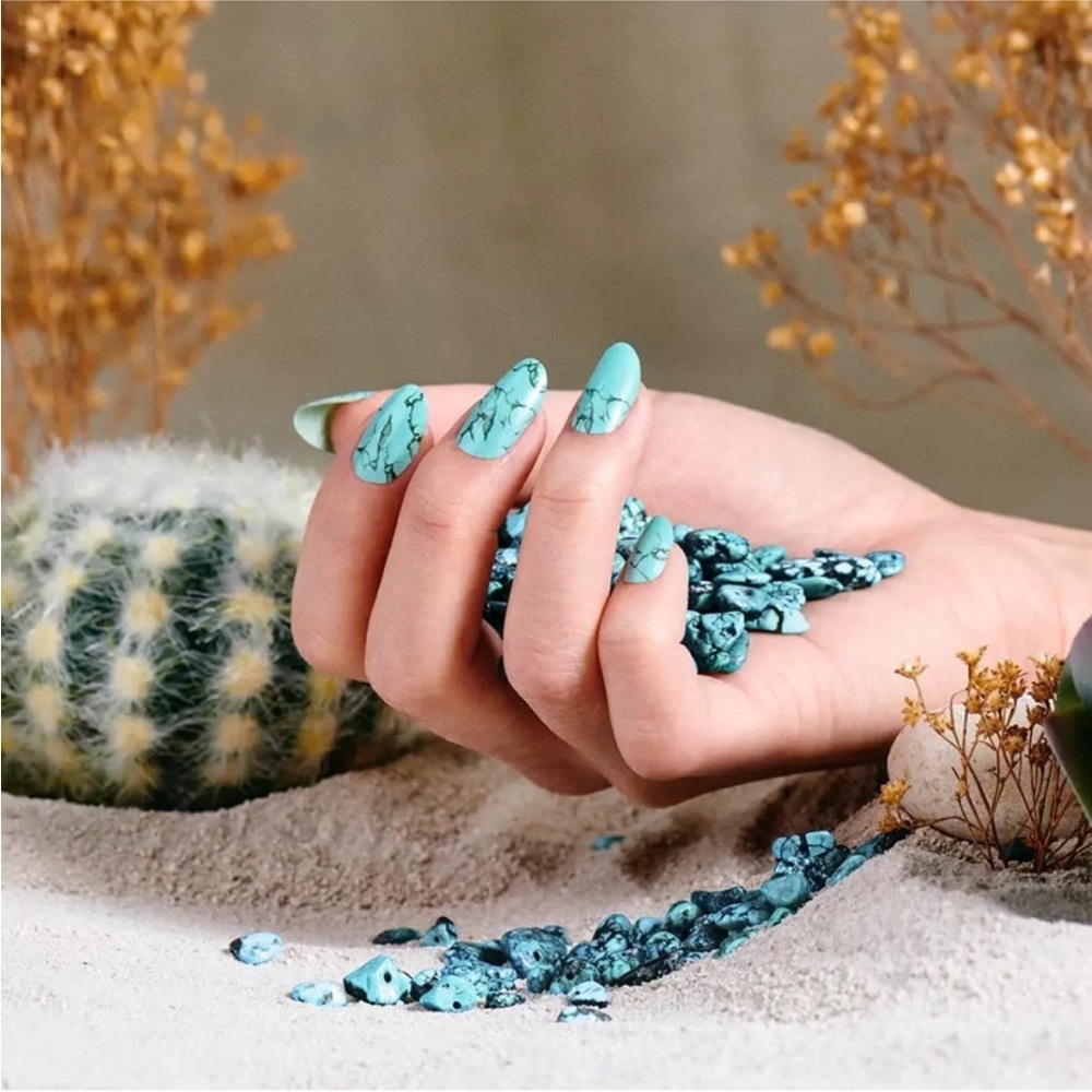 *Retired* Color Street: Mojave Turquoise | Southwestern Blue Stone Marble Frost - Picture 5 of 16